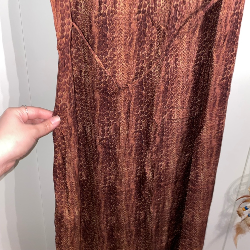 Dress - Picture 11 of 11
